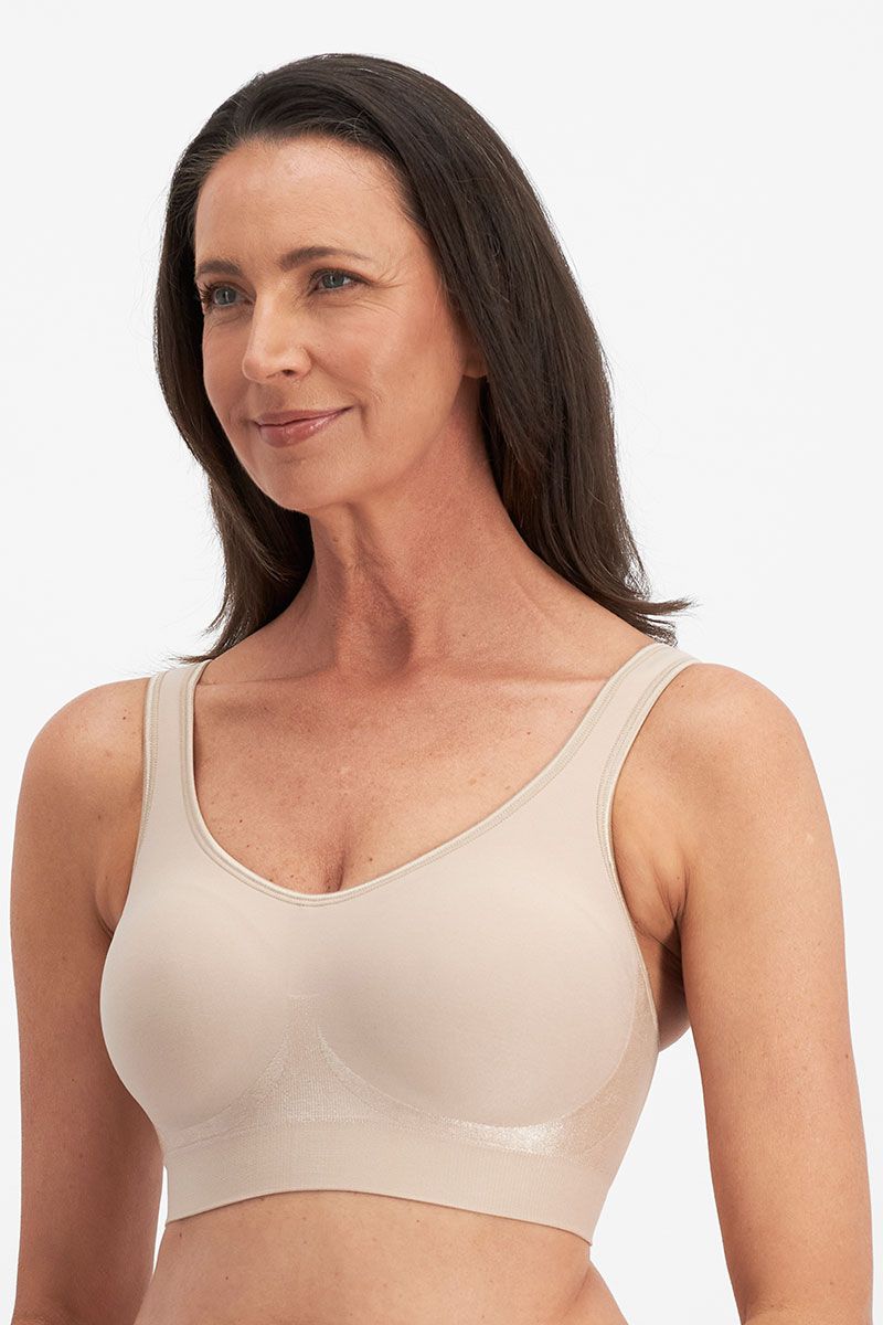 PLAYTEX COMFORT REVOLUTION WIREFREE CONTOUR BRA