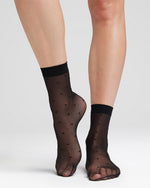 SPACIOUS BLACK DOT ANKLET