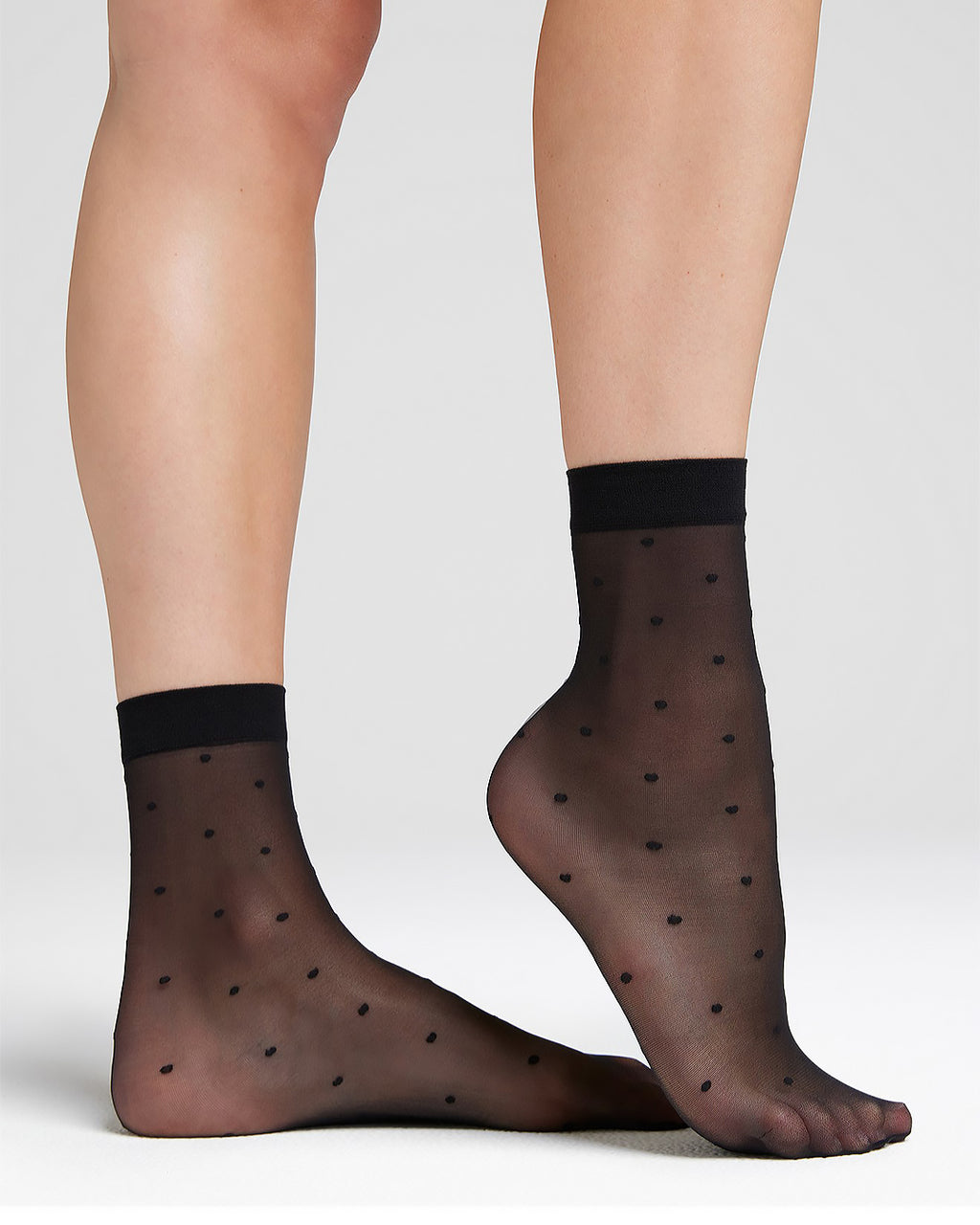 SPACIOUS BLACK DOT ANKLET