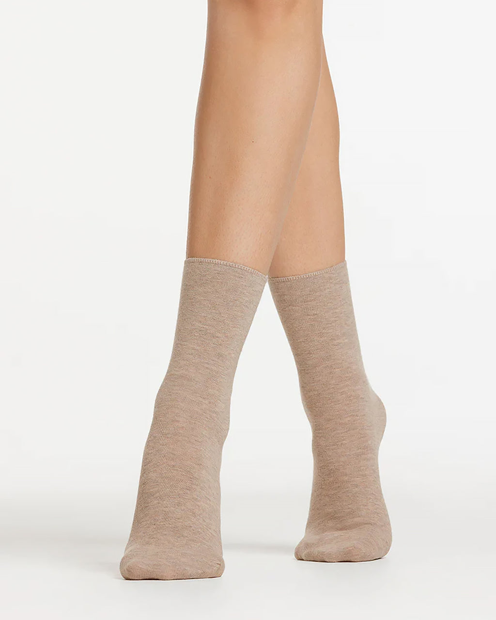 LEVANTE HOSIERY SOCKS Specialty Fittings Lingerie