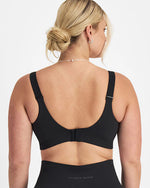MOVE SEAMLESS BLACK SPORTS BRA