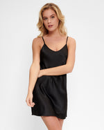 DAILY SATIN BLACK CHEMISE